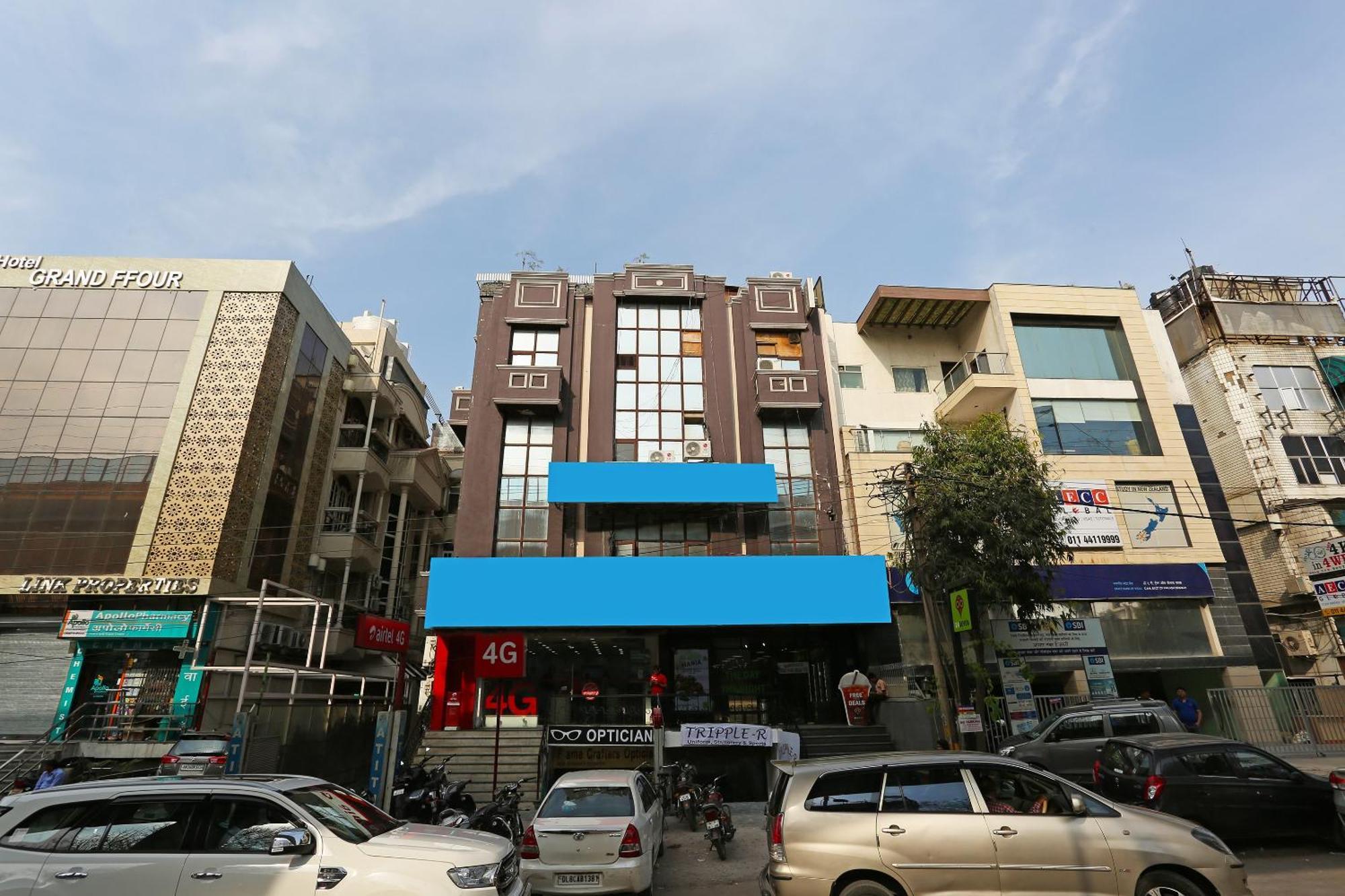 Oyo Flagship Hotel F Five Nuova Delhi Esterno foto